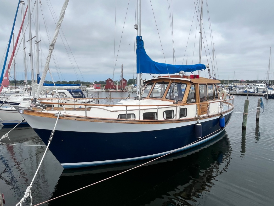 Nauticat 33 for sale