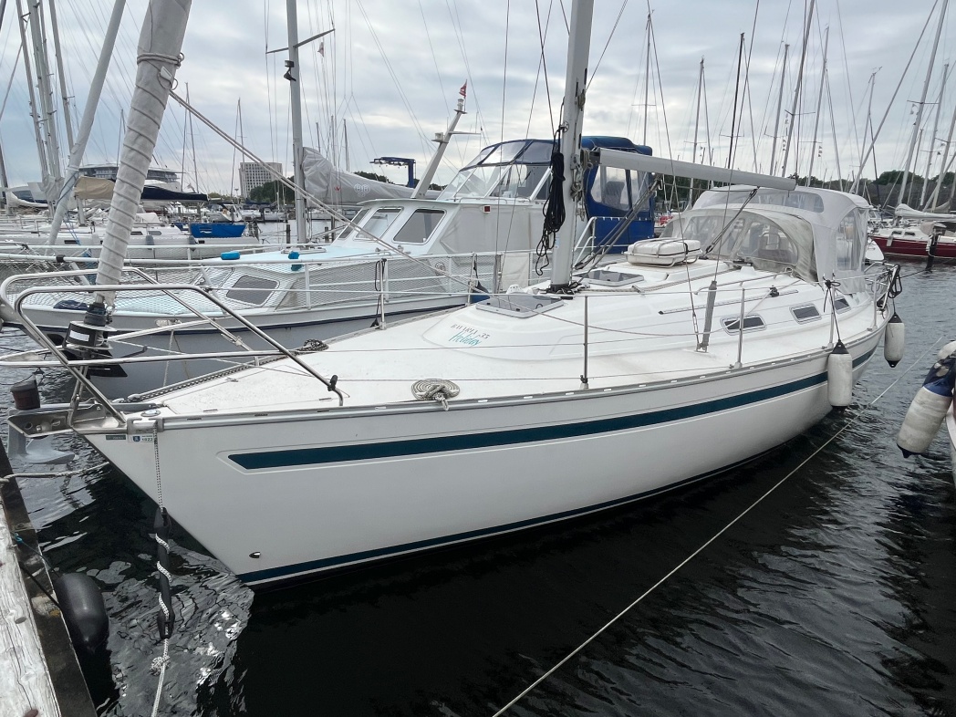 Bavaria 35 Holiday for sale